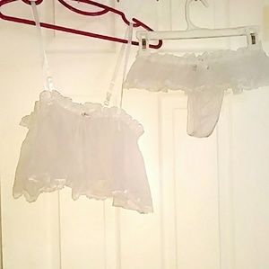 Authentic vintage lingerie / sleepwear.